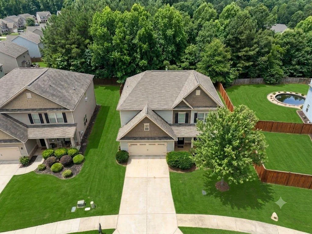 1086 Blind Brook Circle