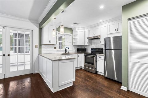 144 Woodmere Square NW Atlanta GA 30327