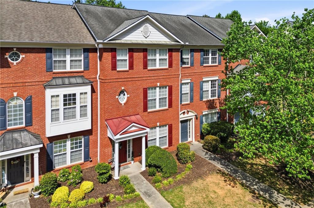 3329 Chastain Gardens Drive NW