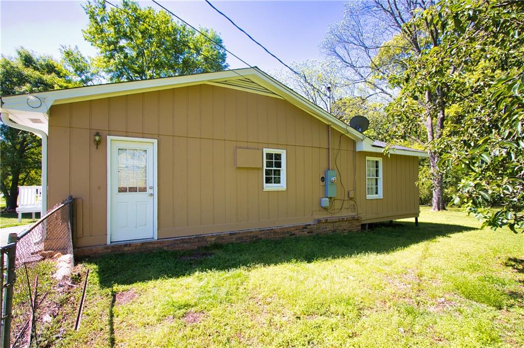 1835 North Road