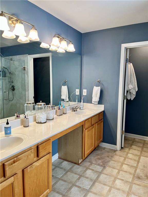 2472 Walnut Tree Lane