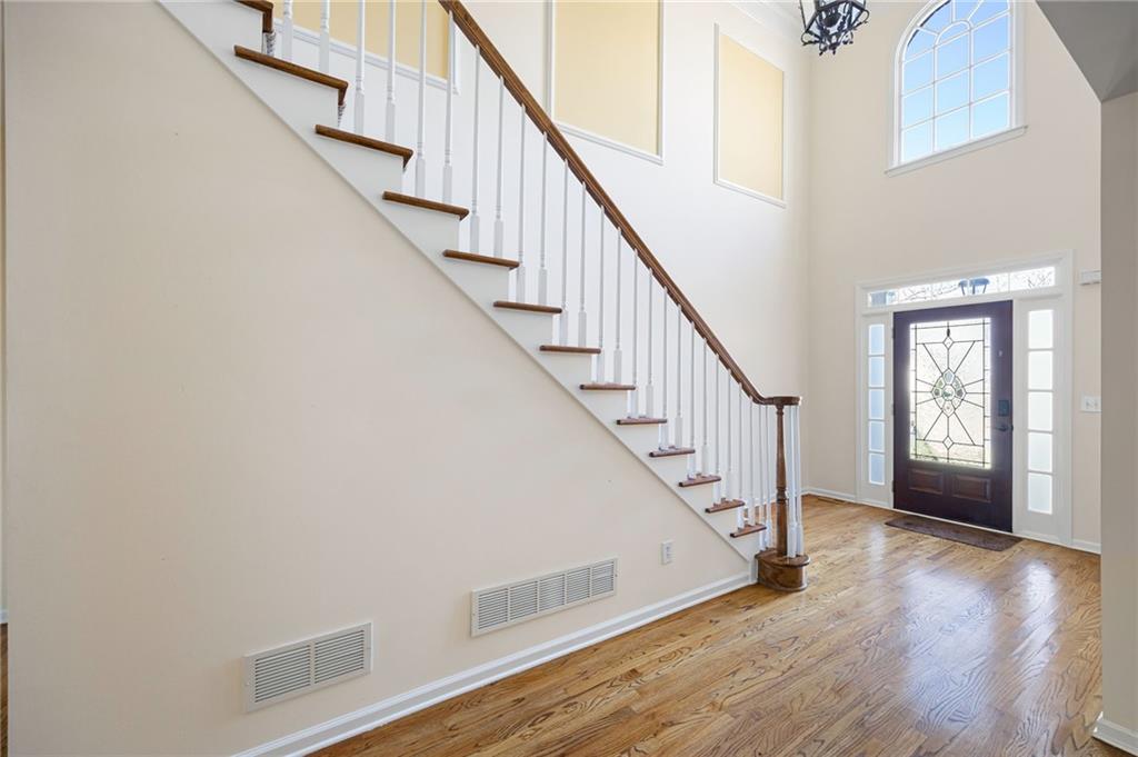 1819 Parkview Court NW