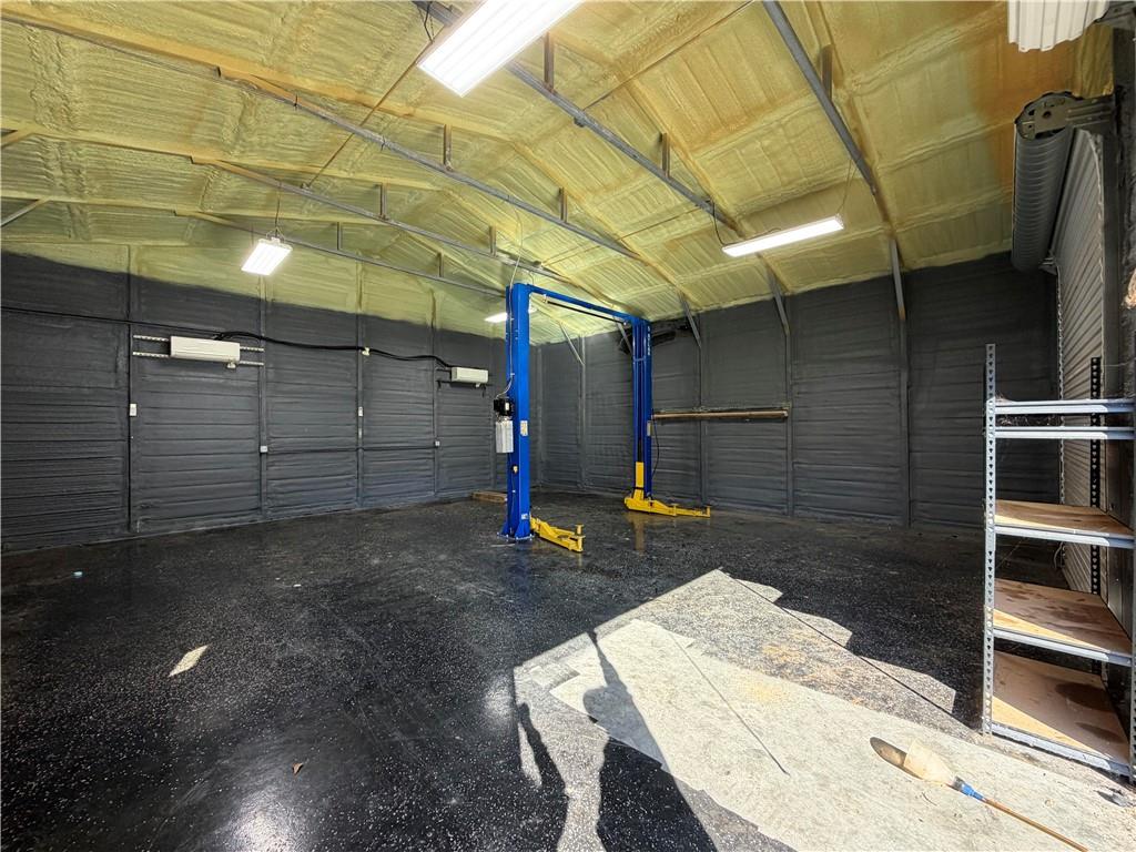 408 Wilshire Lane