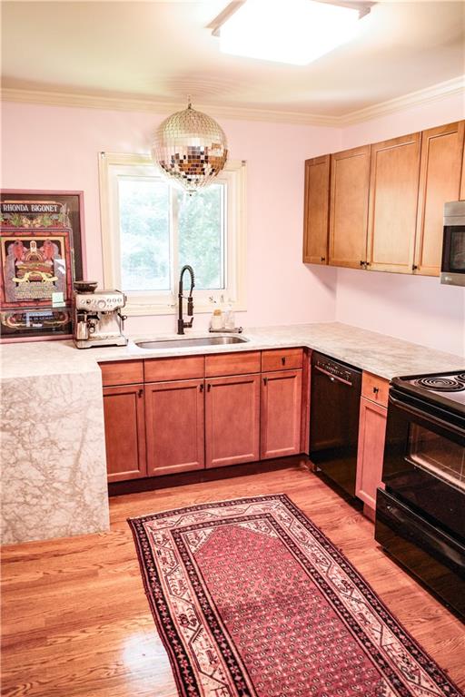 3158 Robin Road