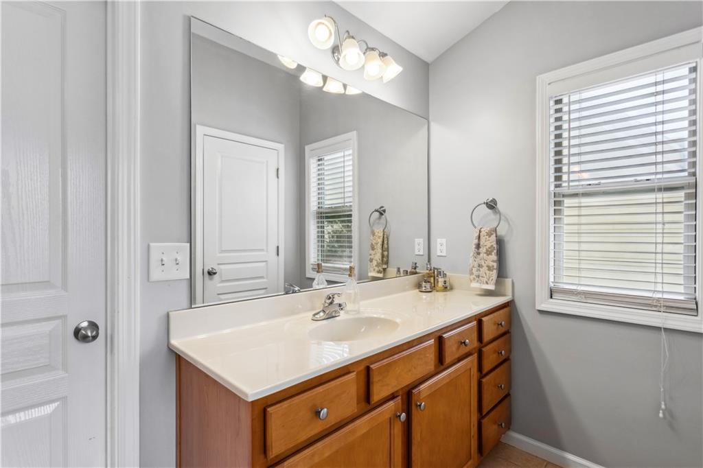 4092 Grand Park Drive, Suwanee, Georgia image 38