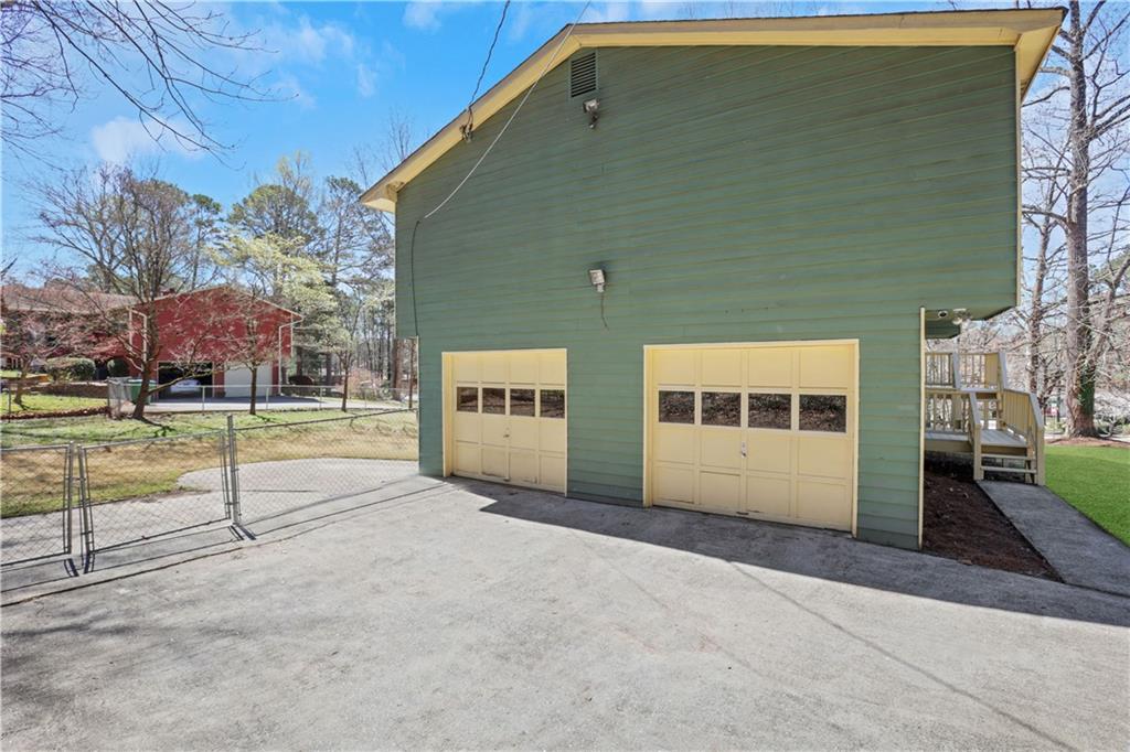 3136 Taffy Lane, Snellville, Georgia image 38