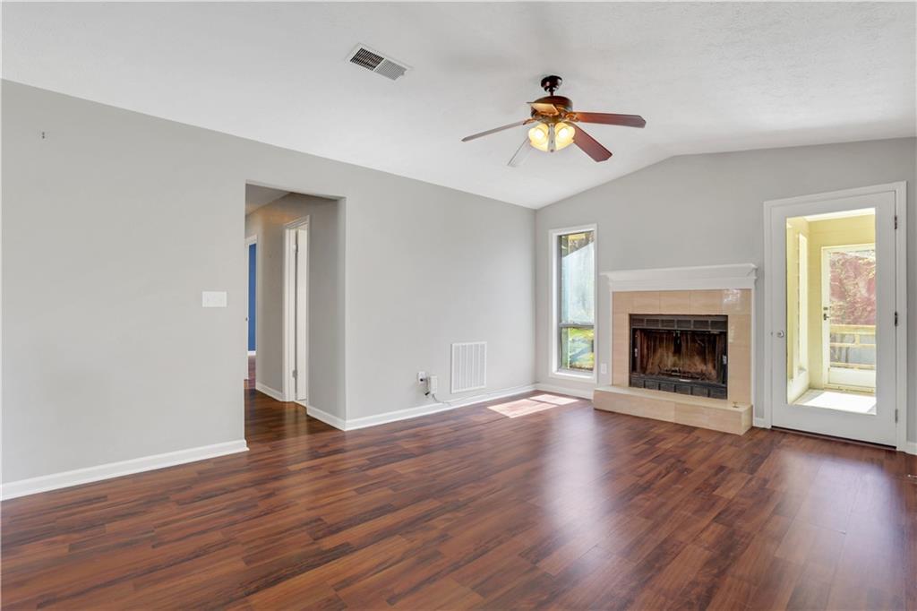3136 Taffy Lane, Snellville, Georgia image 8