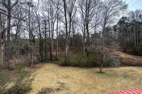 A home in Powder Springs