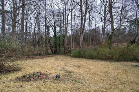 A home in Powder Springs