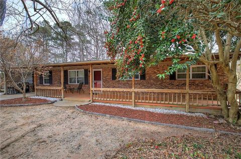 A home in Powder Springs