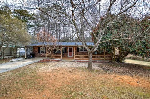 A home in Powder Springs