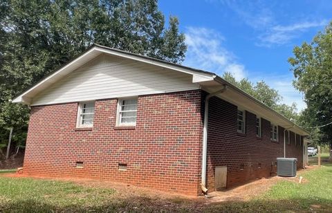 A home in Carnesville