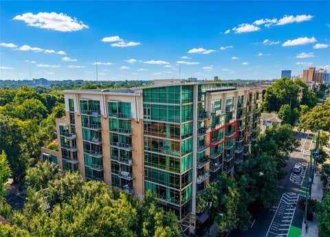 Photo of 905 Juniper Street NE #612, Atlanta, GA 30309 (MLS # 7824094)