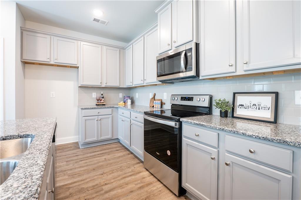 121 Greenview Lot 1304 Court