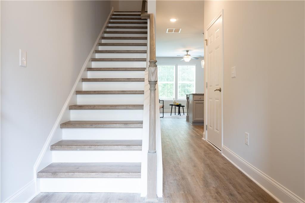 121 Greenview Lot 1304 Court