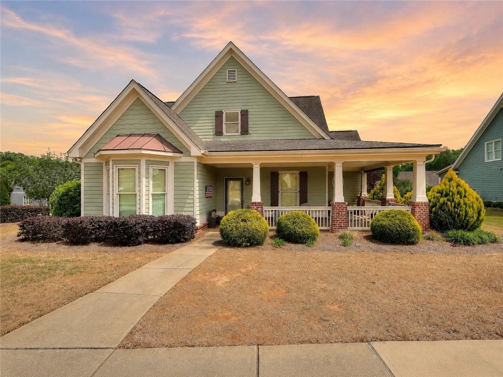 125 Hawthorn Way