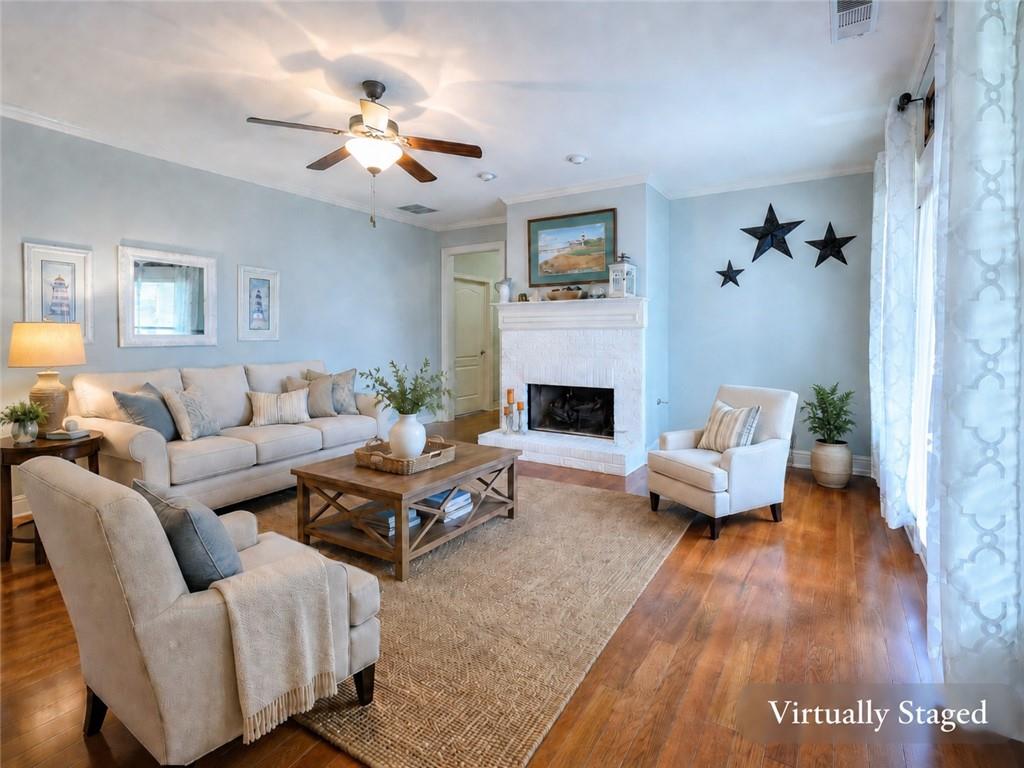 125 Hawthorn Way