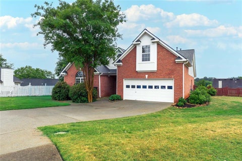 Homes For Sale - 193 April Ridge Lane<br/> Lawrenceville, GA 30045