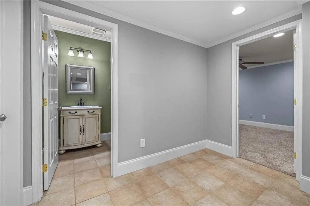 Cumming, Georgia 30041, United States, 5 Bedrooms Bedrooms, ,5 BathroomsBathrooms,Residential,Active,160566