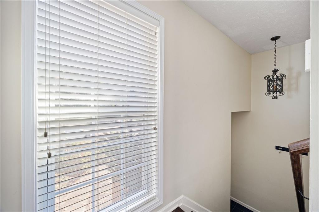 1180 Weatherstone Drive NE