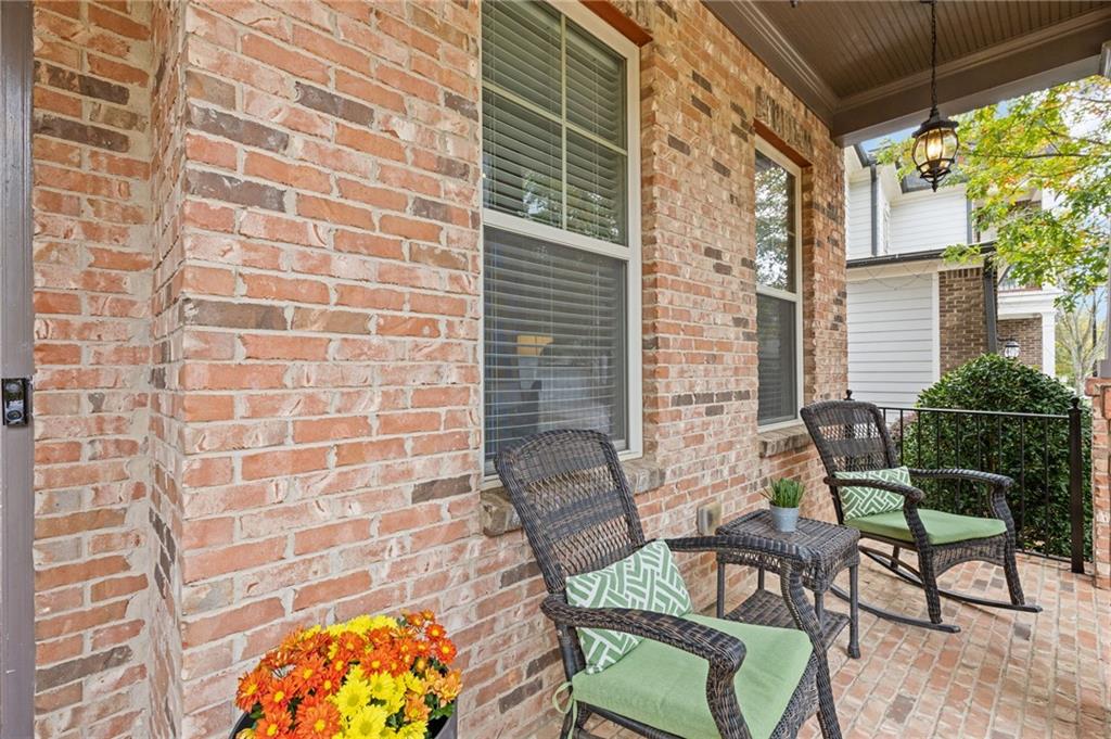 1060 Hargrove Point Way