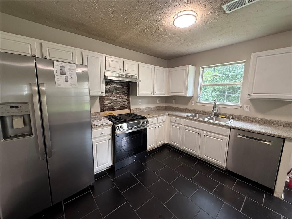1023 Quail Hunt Drive