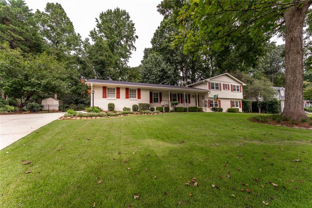 2220 Spring Mill Cove