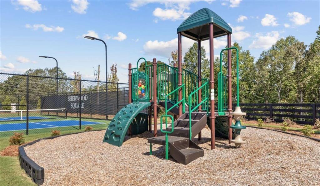 Sherwood Square - Residential