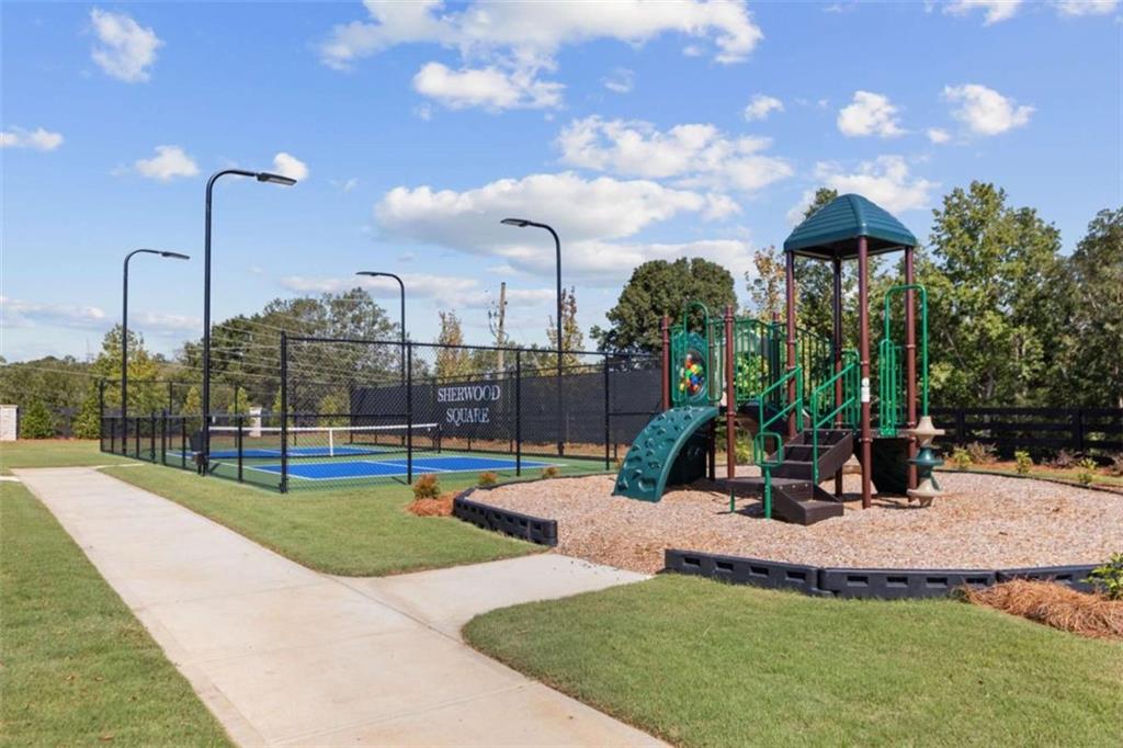 Sherwood Square - Residential