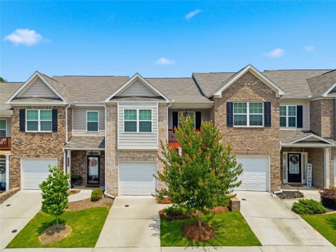 Townhouse For Sale - 11248 Benton Loop<br/> Newton County, Covington, GA 30014
