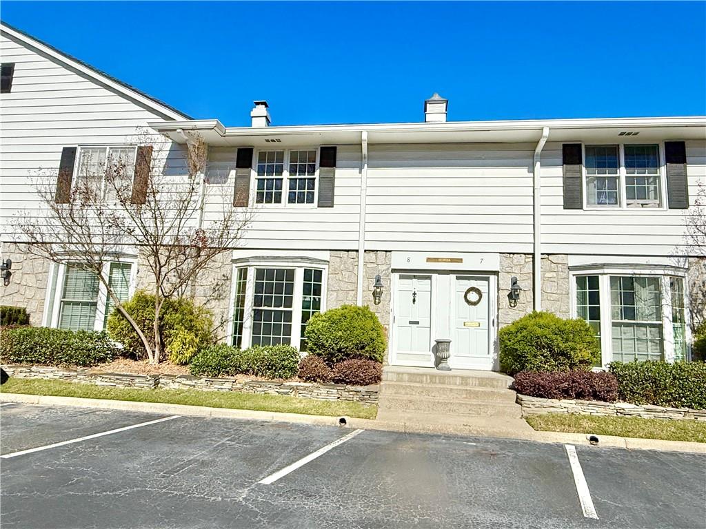 136 Peachtree Memorial Drive NW GA8