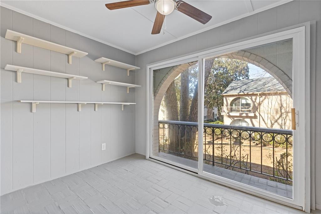Henderson Mill - Residential