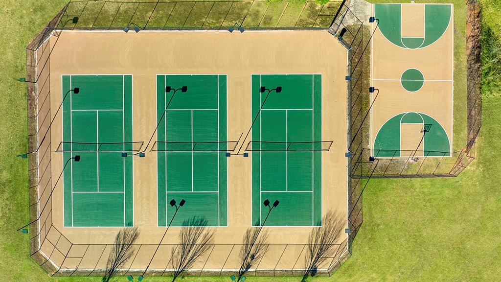 13598 E Whitman Lane E