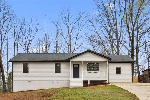 Homes For Sale - 235 Poplar St St<br/> Buford, GA 30518