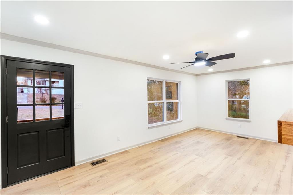 2028 Hilburn Drive SE