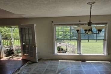 1504 Rockview Circle