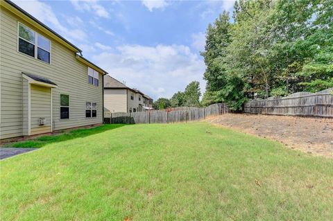 A home in Dacula