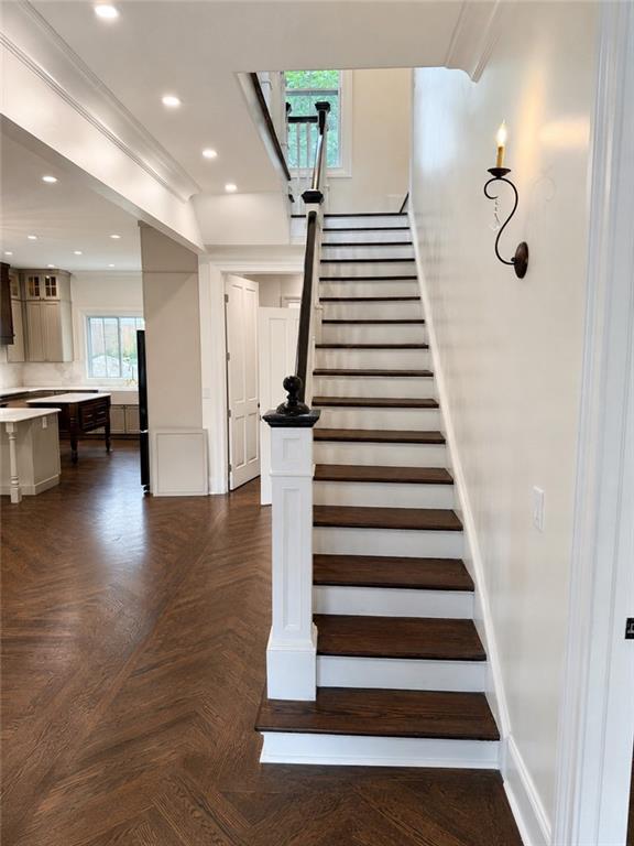30 Sessions Street NW
