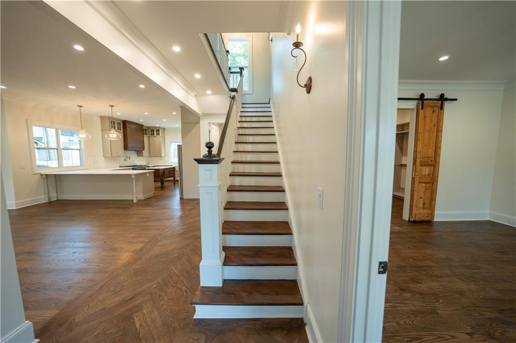 30 Sessions Street NW