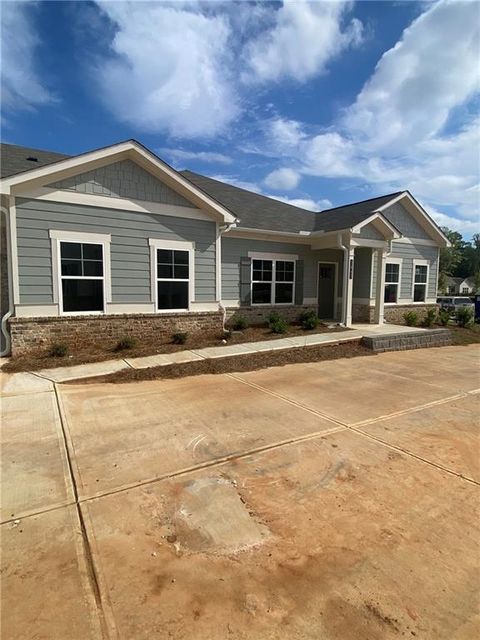 A home in Powder Springs