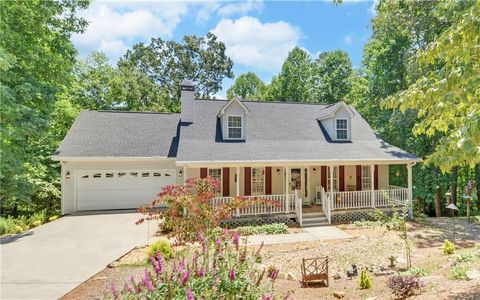 A home in Dahlonega