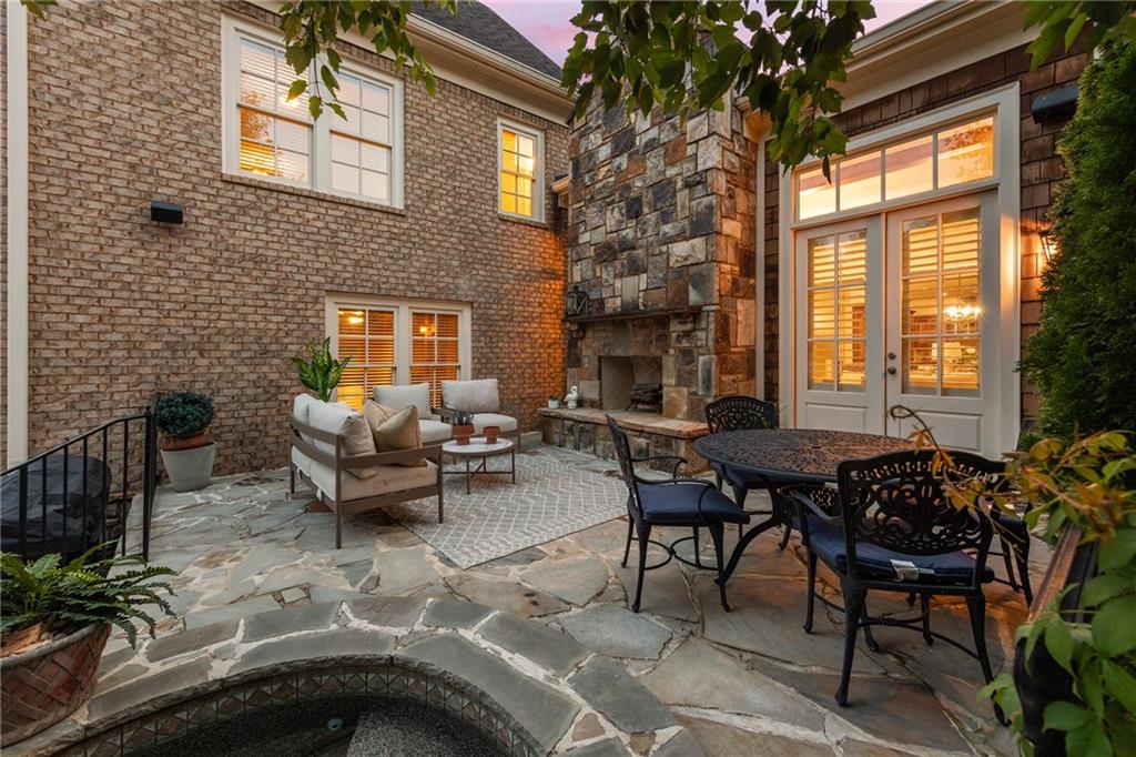 5193 Creek Walk Circle