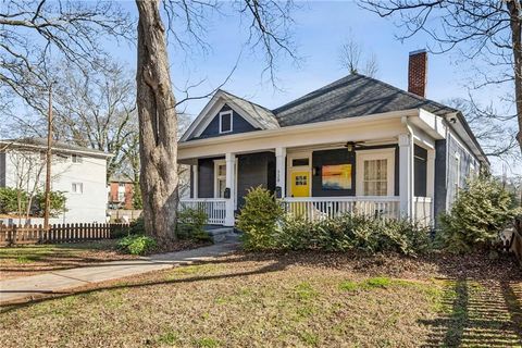 Photo of 528 Holderness Street SW, Atlanta, GA 30310 (MLS # 7721382)