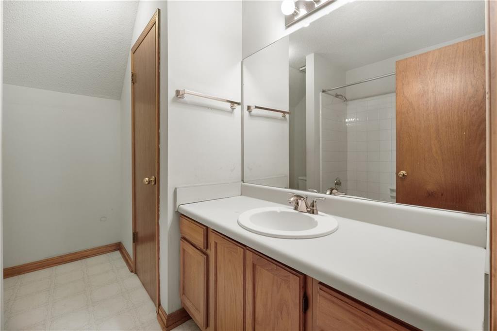 195 Willow Way, Stockbridge, Georgia image 25