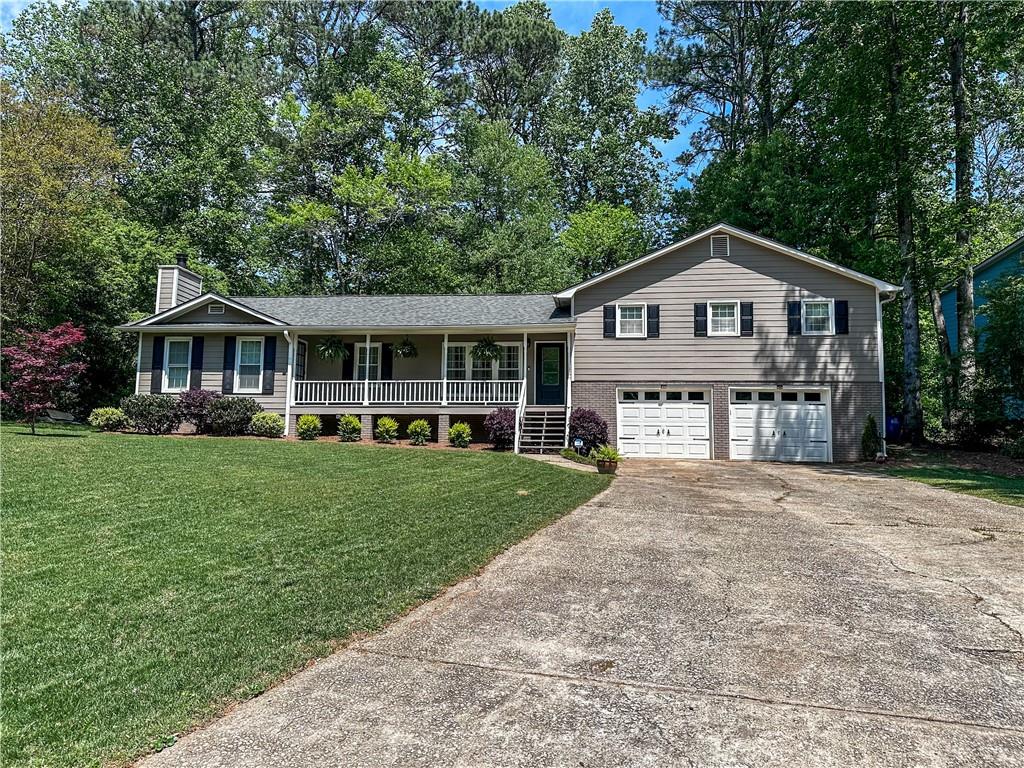 3075 Nuthatch Court NW