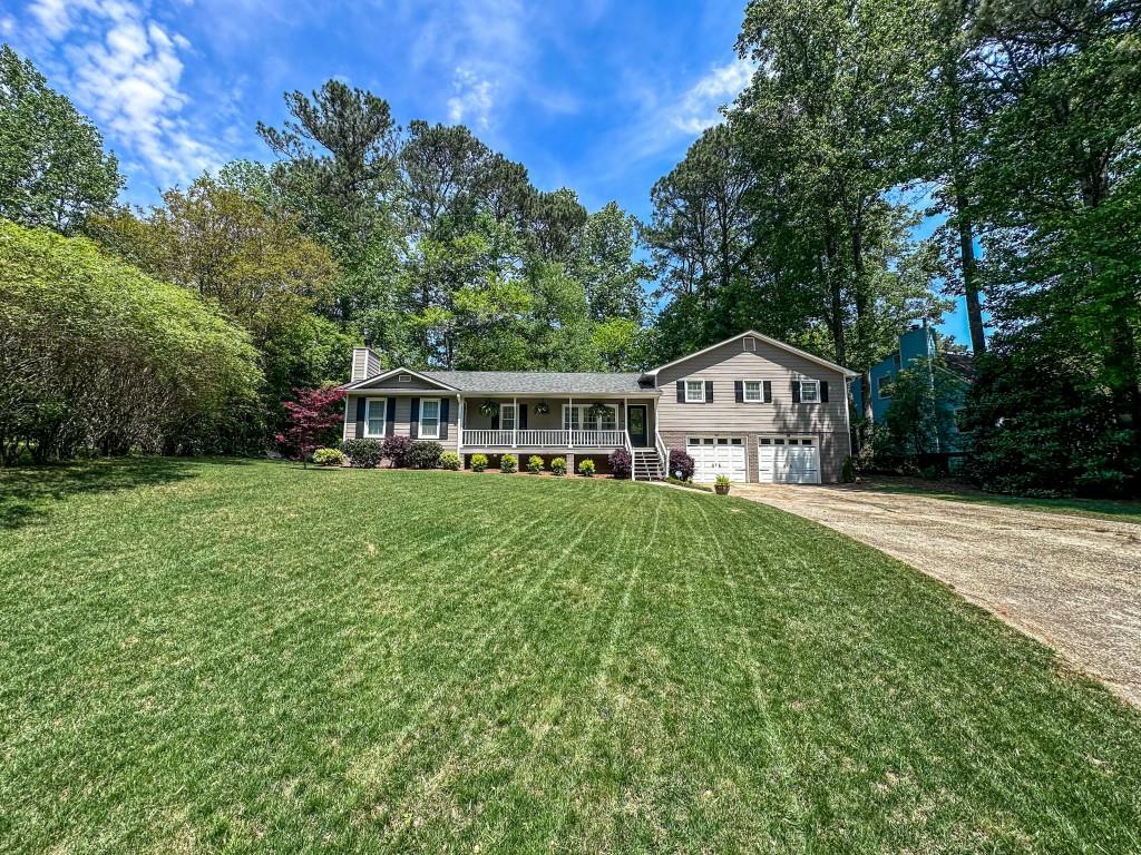 3075 Nuthatch Court NW