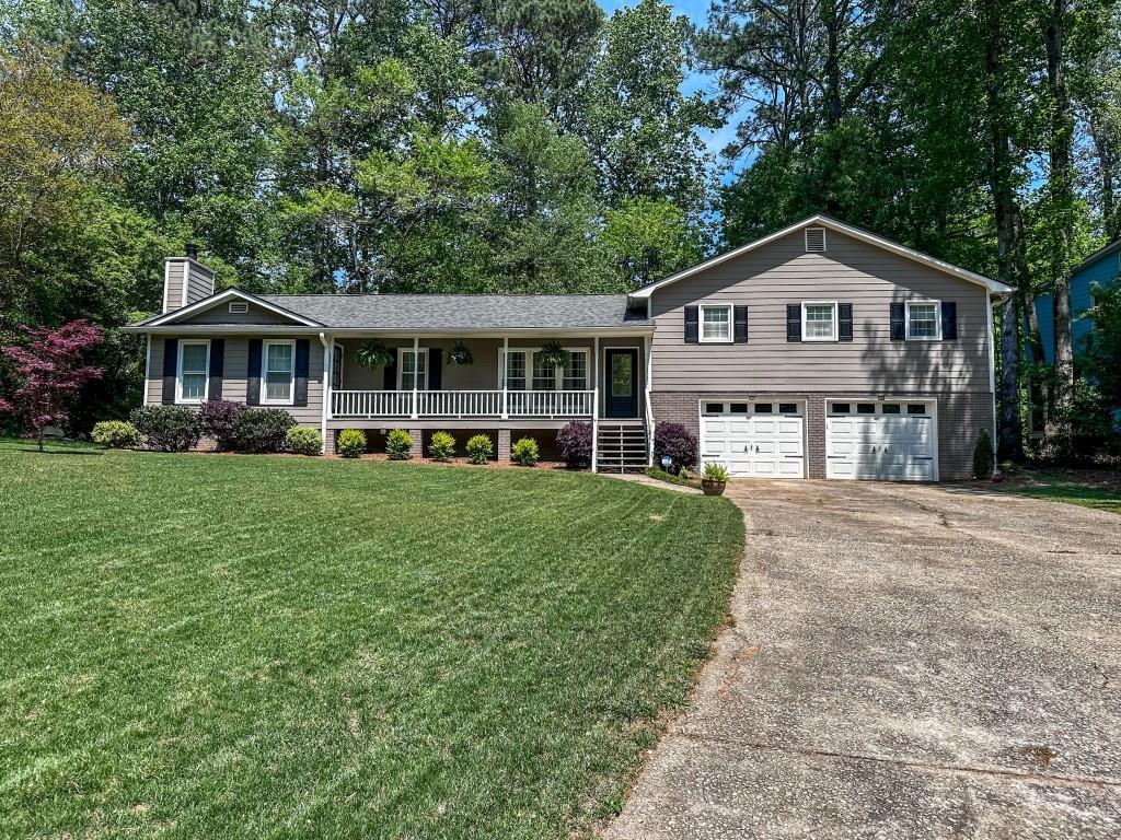 3075 Nuthatch Court NW