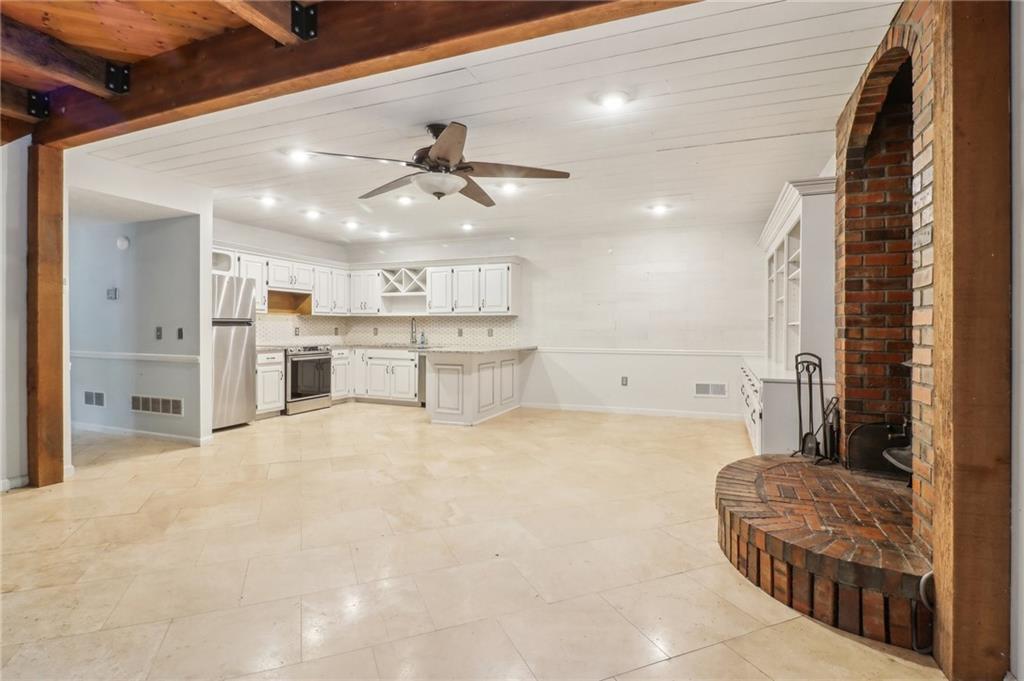 5250 Aubrey Lane, Cumming, Georgia image 6
