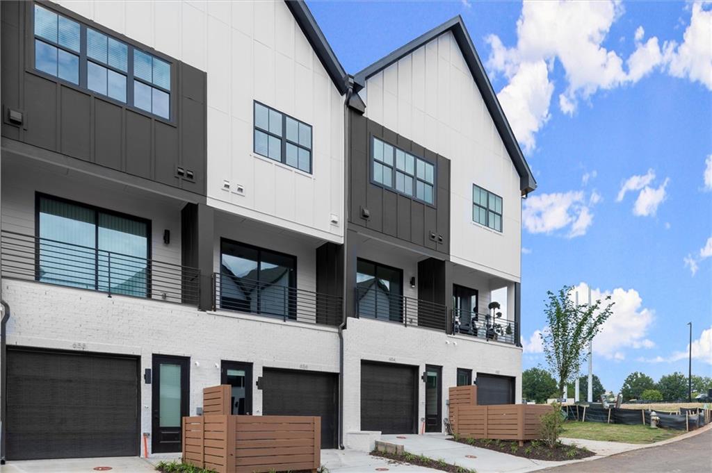 The Gathering Alpharetta - Residential