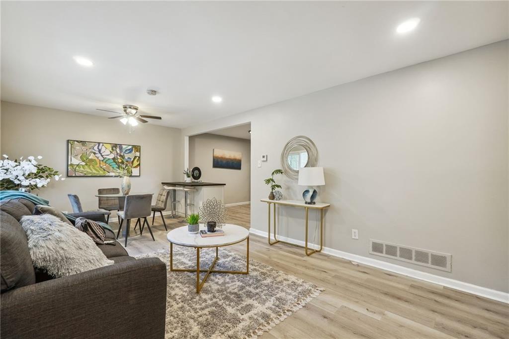 2287 Mulberry Street